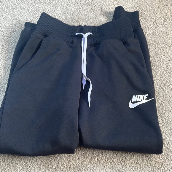 Nike Pants & Jumpsuits Xs Nike Joggers Poshmark